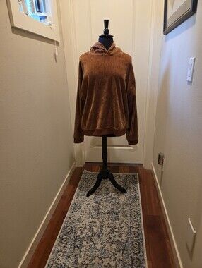 Massive Luxury Edition Relaxed Velour Hoodie Sweater - Plush Brown